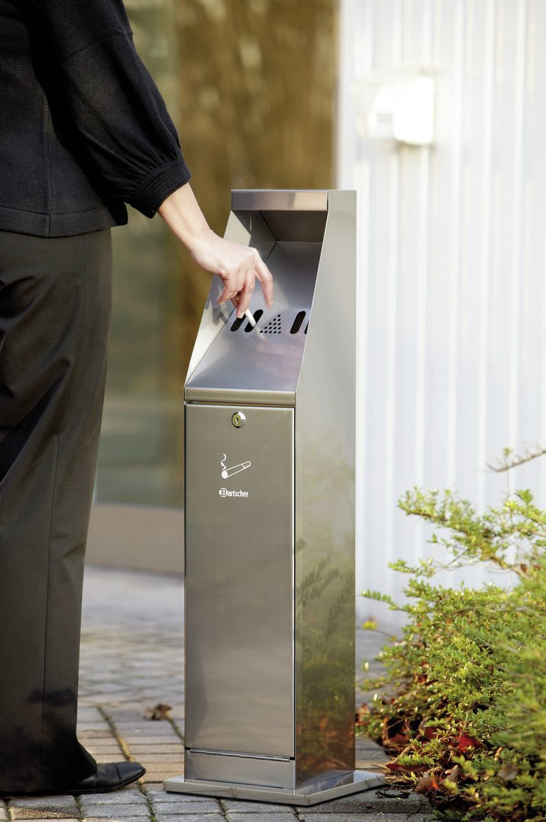 Posacenere a piedistallo, argento