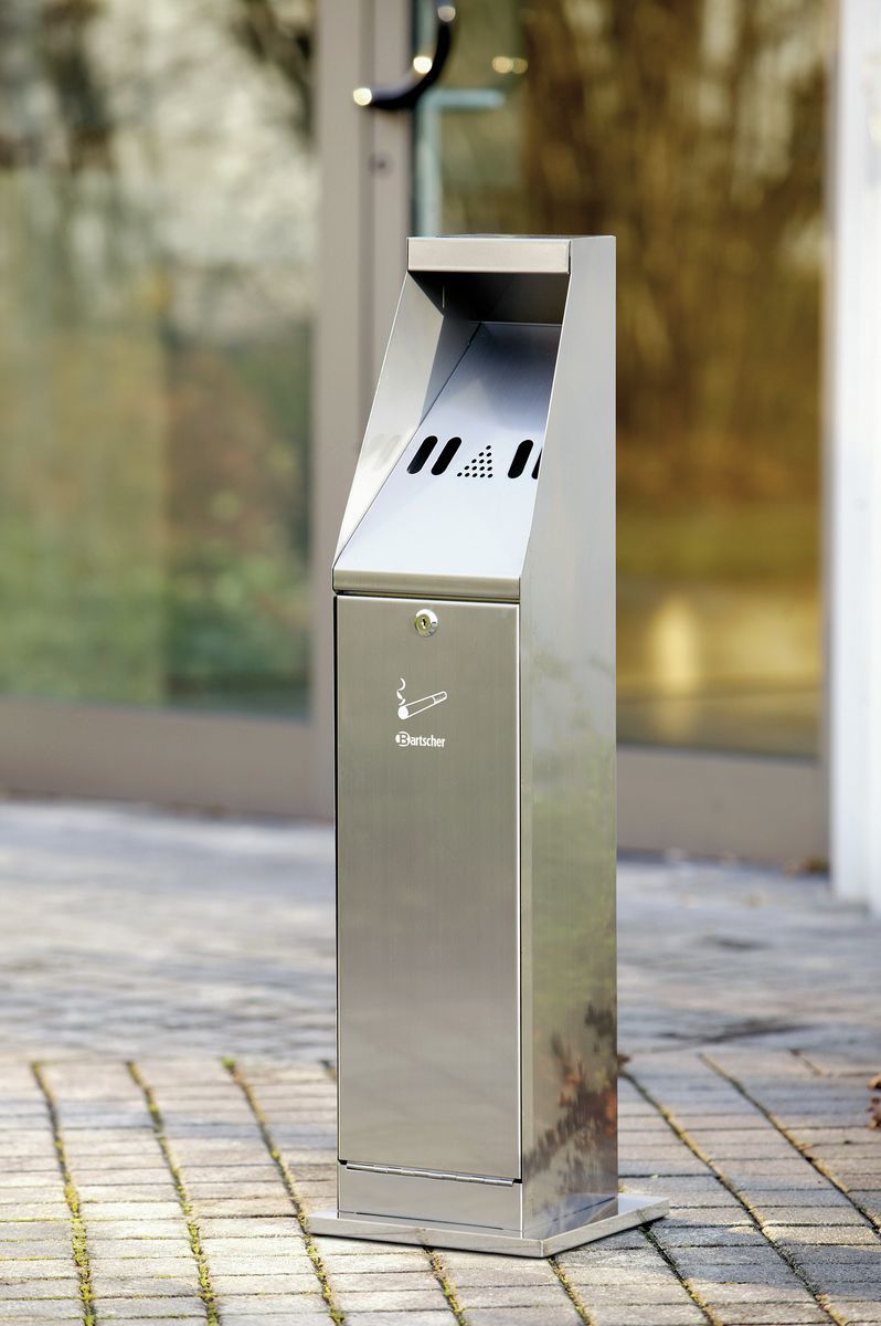 Posacenere a piedistallo, argento